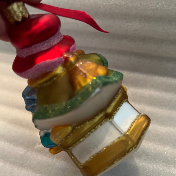 4 Snowmen In A Sleigh Glass Christmas/Holiday Ornament - Picture 5 of 9